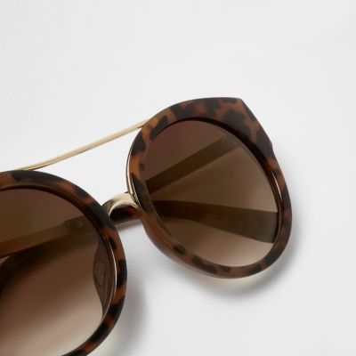 Brown leopard print cat eye sunglasses